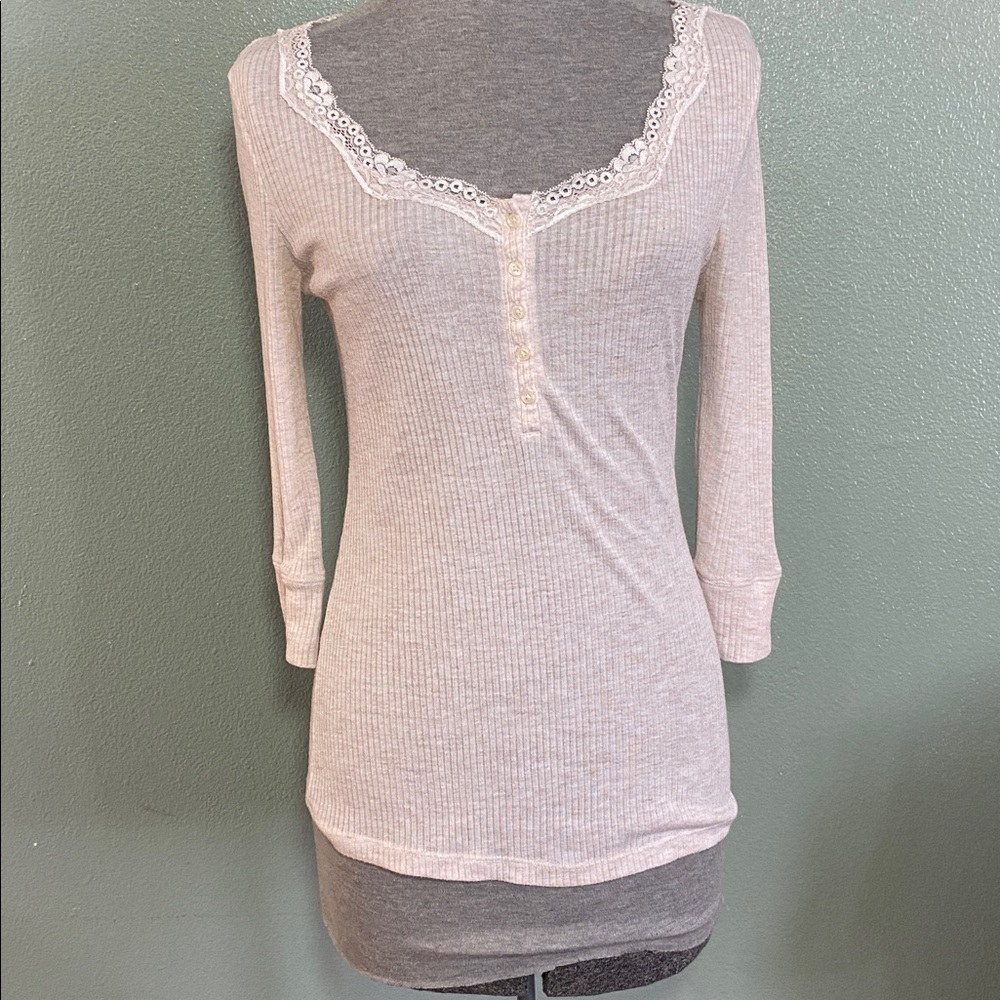 Y2K Bella Swan ribbed khaki Henley with lace detail